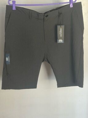 Kenneth Cole Men’s Gray Performance Stretch Slim Fit Tech Shorts